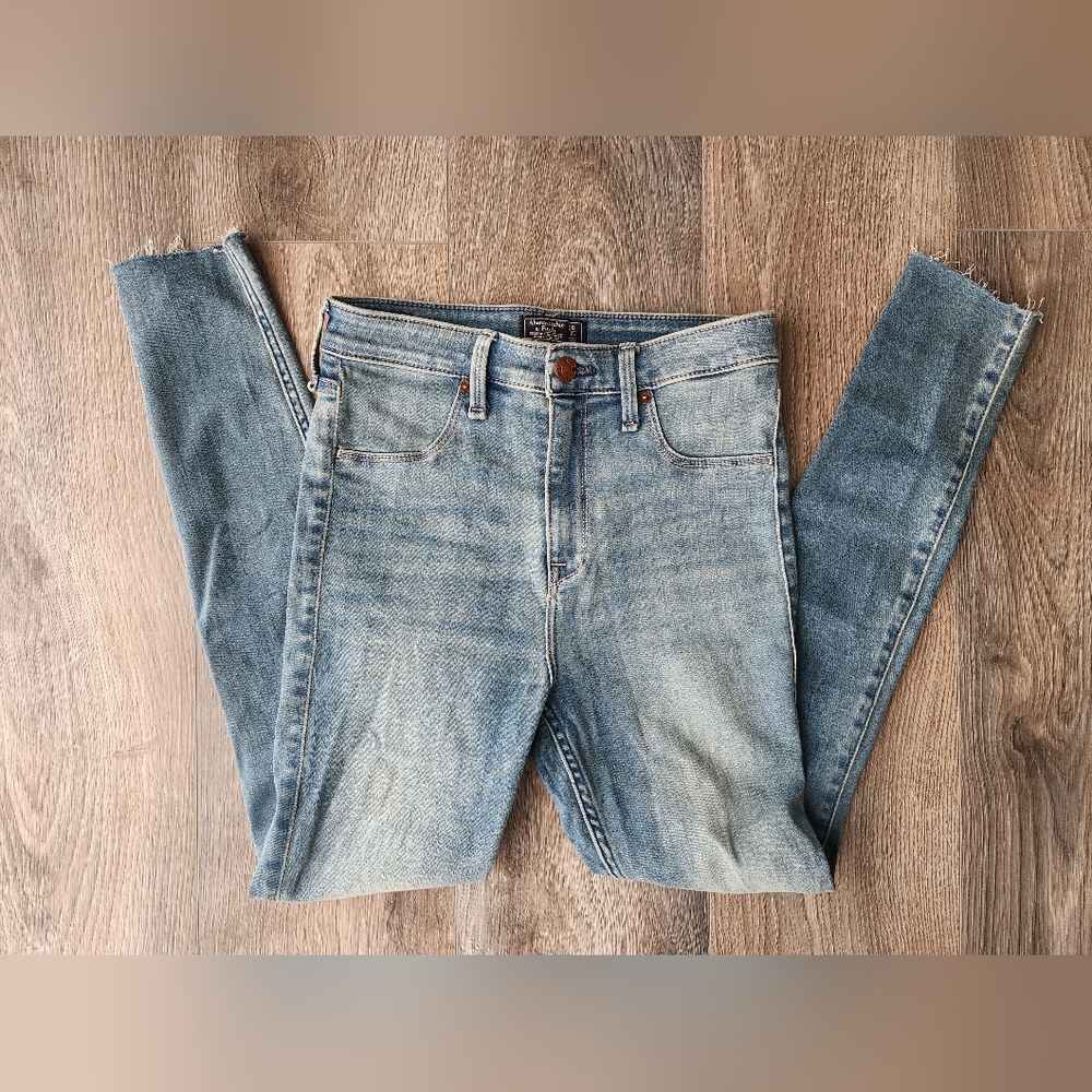 Abercrombie & Fitch Ankleβ skinny Jean Size 26/2s